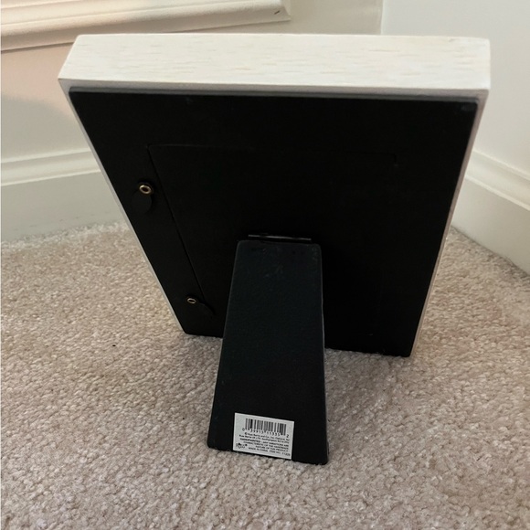 3.5” x 5 dog themed picture frame by Russ. - Picture 5 of 5